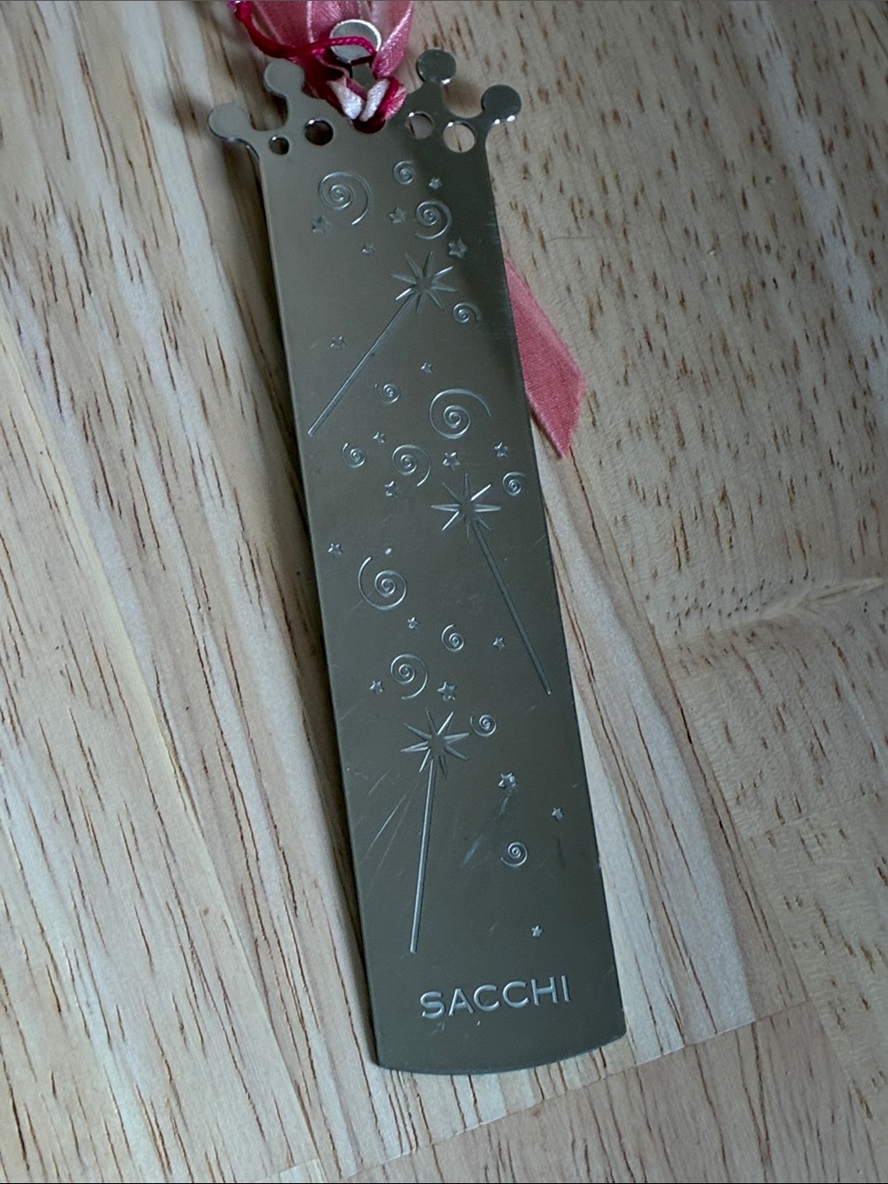 Sacchi Metal Bookmark with Pink Ribbon & Beads - Picture 5 of 7